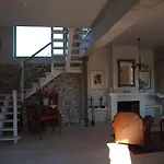 Kır Evi Rolisas *